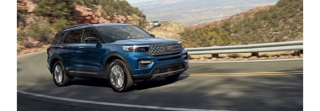 xe ford explorer di chuyển