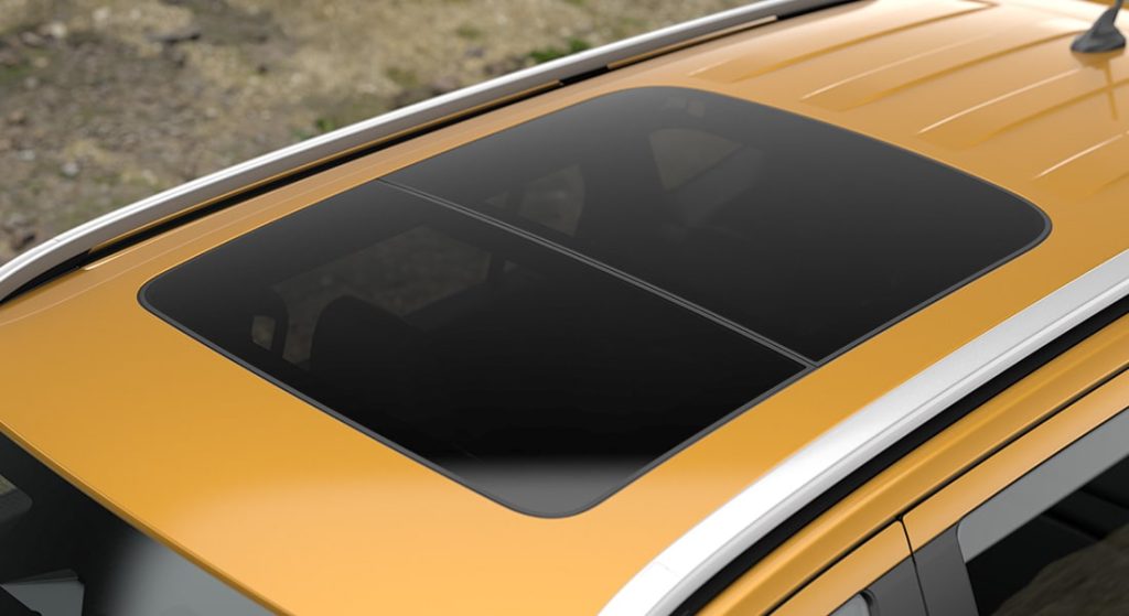 cửa sổ trời xe ford everest wildtrak