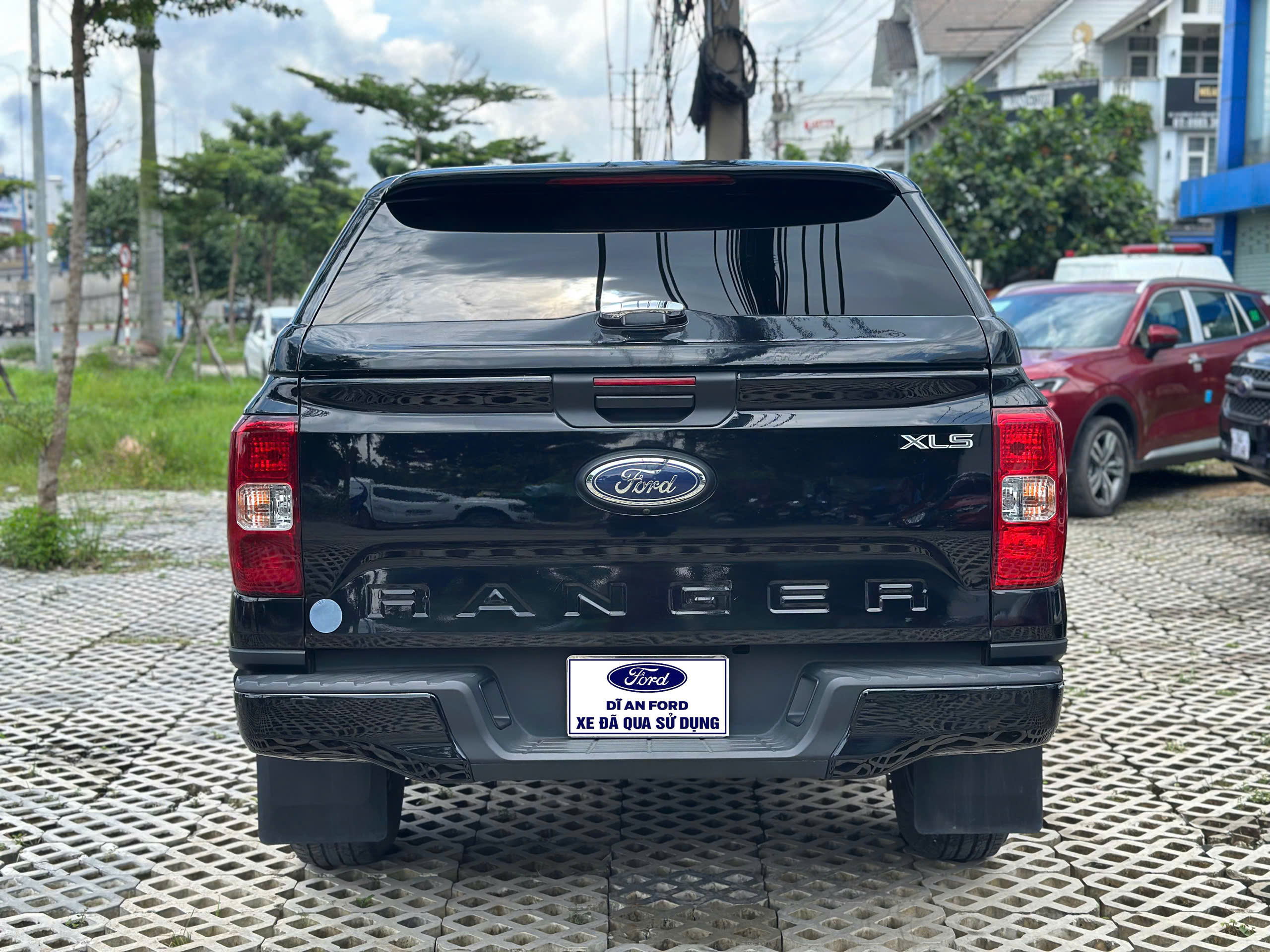 00b349eb30aabaf4e3bb49 00b349eb30aabaf4e3bb49 - Xe Ford Dĩ An