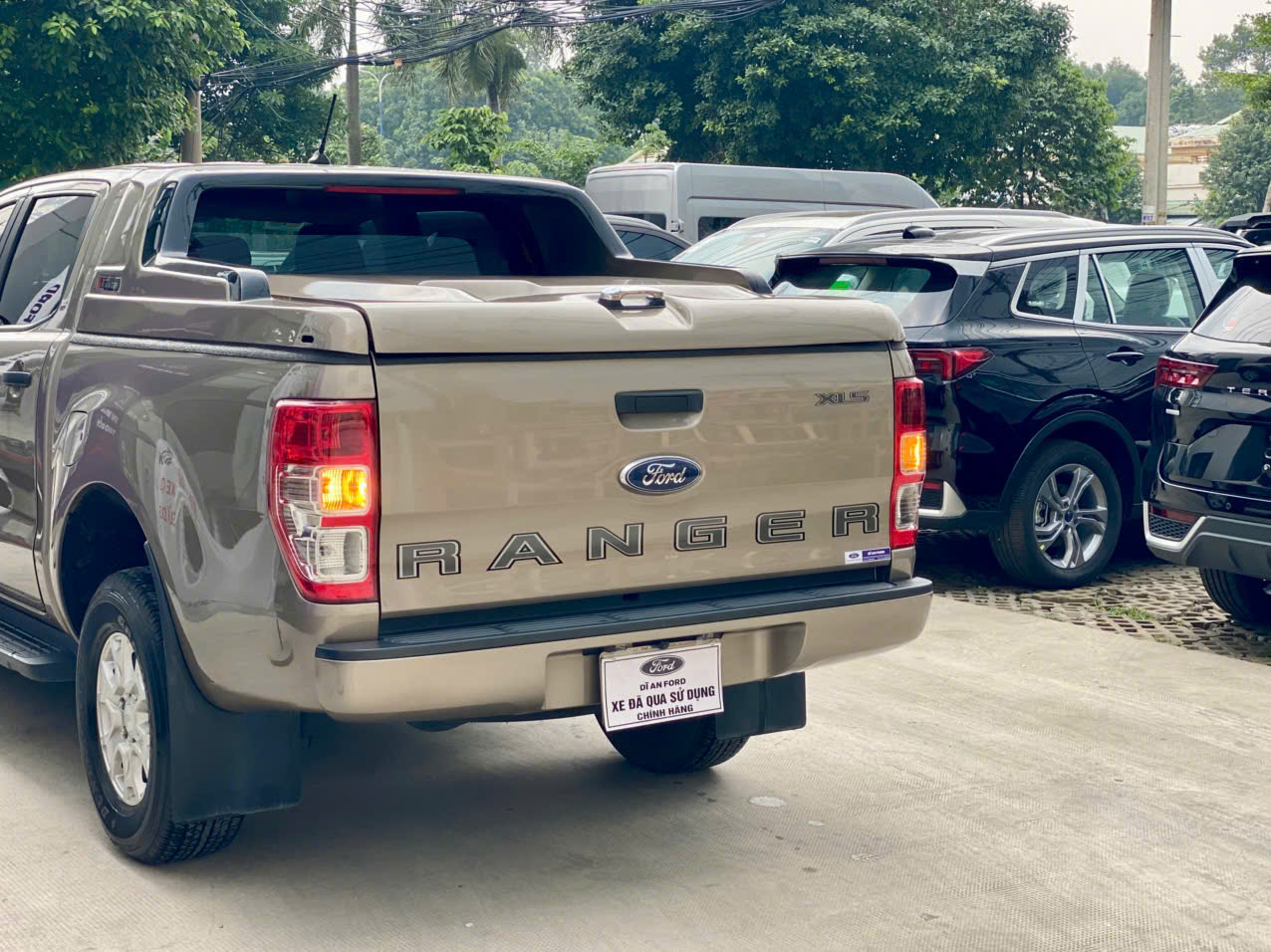 860d4670f0797d272468102 860d4670f0797d272468102 - Xe Ford Dĩ An