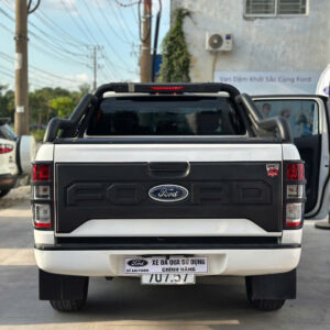 eab5f7fe5af7d7a98ee653 - Xe Ford Dĩ An